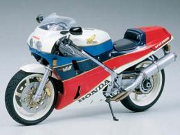 タミヤ 1/12 ホンダ VFR750R