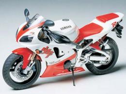 タミヤ 1/12 ヤマハ YZF-R1