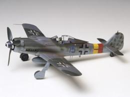 タミヤ 1/48 フォッケウルフ Fw190 D-9